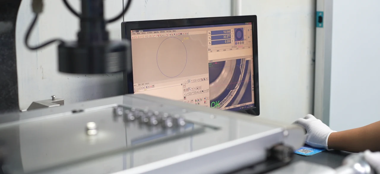 Profile-inspection instrument and measurement display