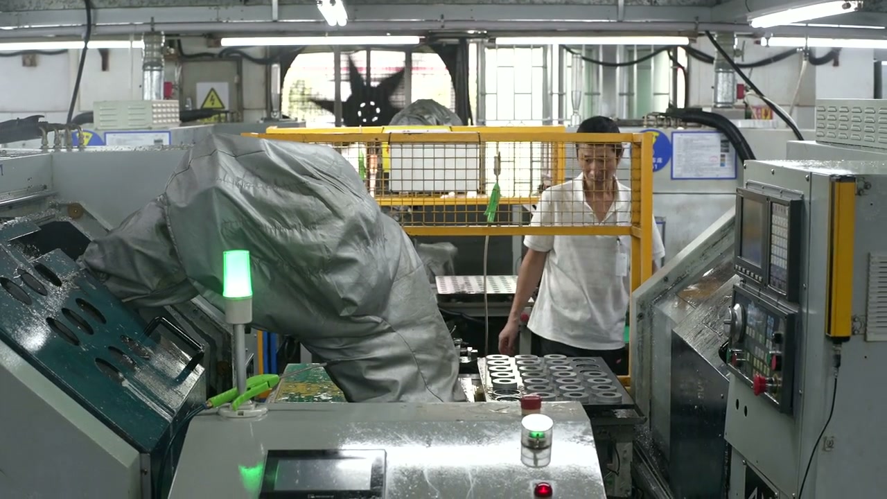 Actual WEKO CNC workshop footage